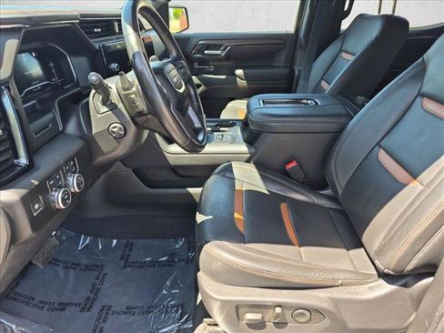 Used 2022 GMC Sierra 1500 AT4 w/ AT4 Preferred Package AWD/4WD image 16