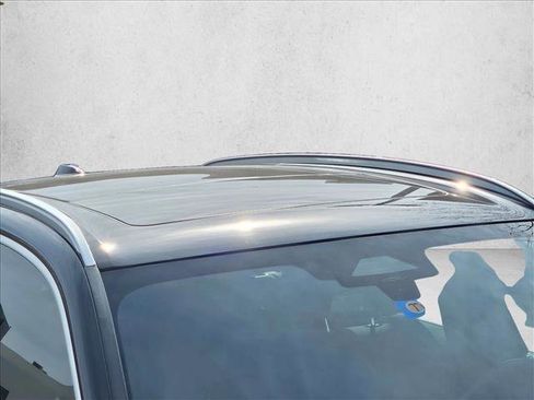 Used 2024 BMW X5 sDrive40i w/ Parking Assistance Package image 4