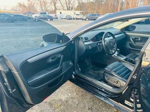 Used 2014 Volkswagen CC Sport image 12