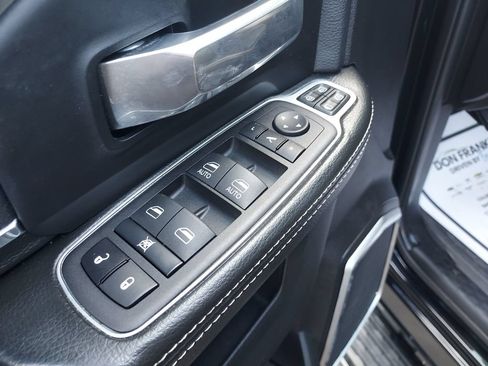 Used 2024 RAM 2500 Laramie w/ Night Edition AWD/4WD image 11