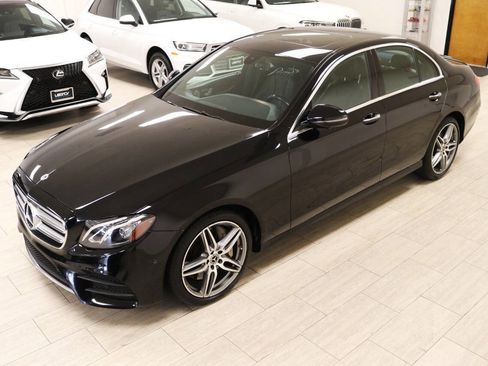 Used 2020 Mercedes-Benz E 350 Sedan image 92