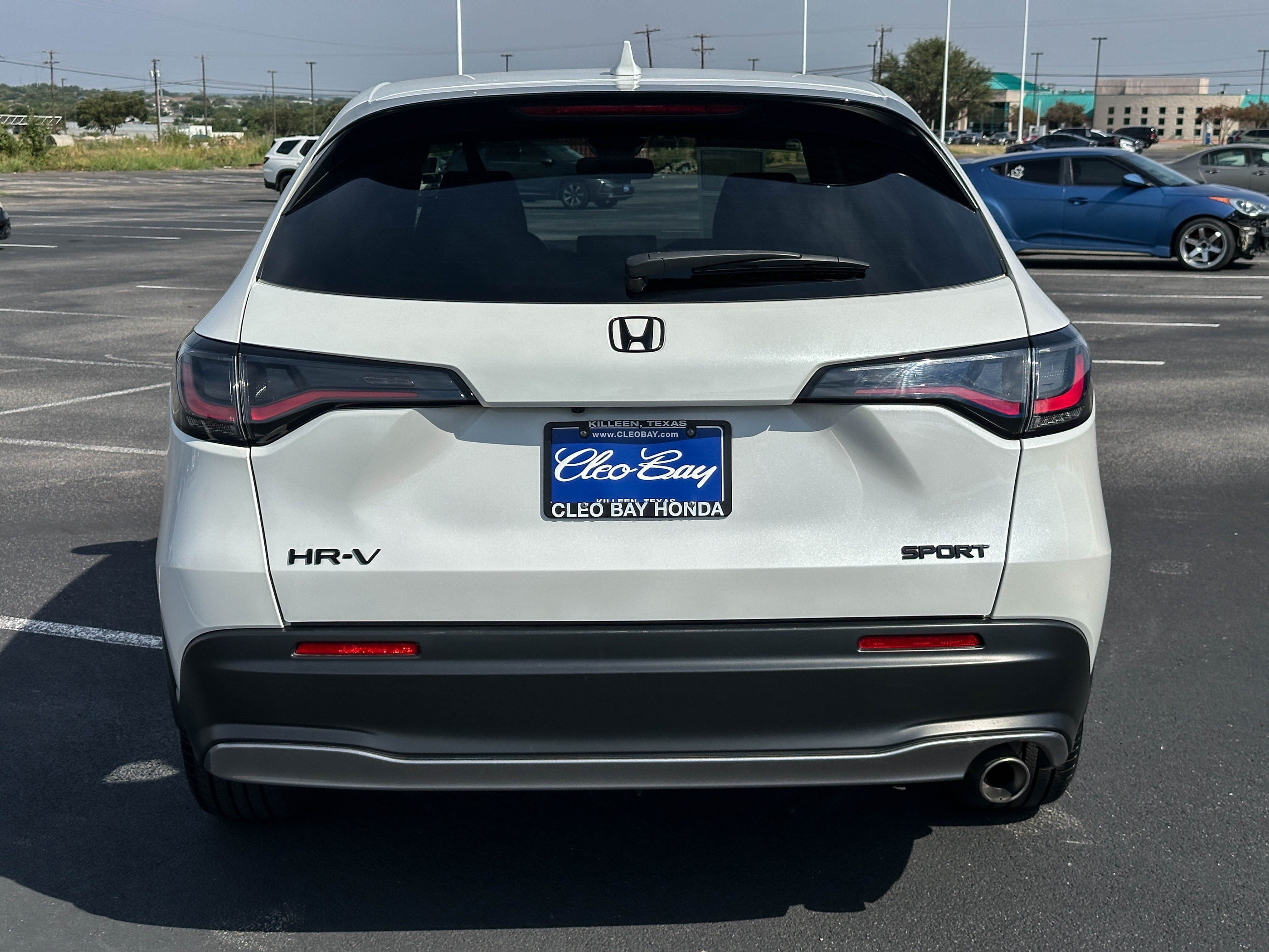 Certified 2025 Honda HR-V Sport image 7