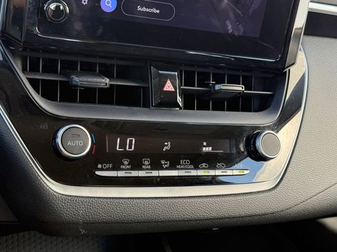 Certified 2023 Toyota Corolla LE image 25