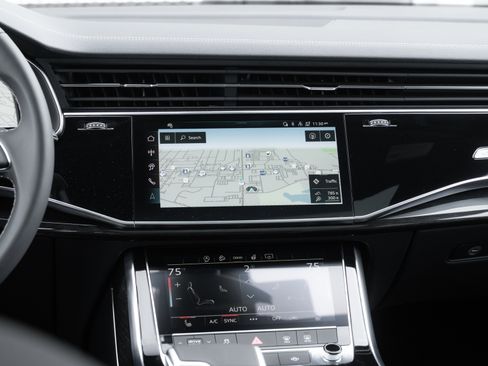 New 2026 Audi Q7 Premium image 13