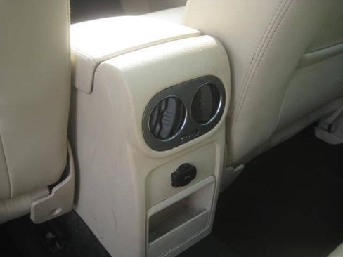 Used 2013 Volkswagen Tiguan S AWD/4WD image 15