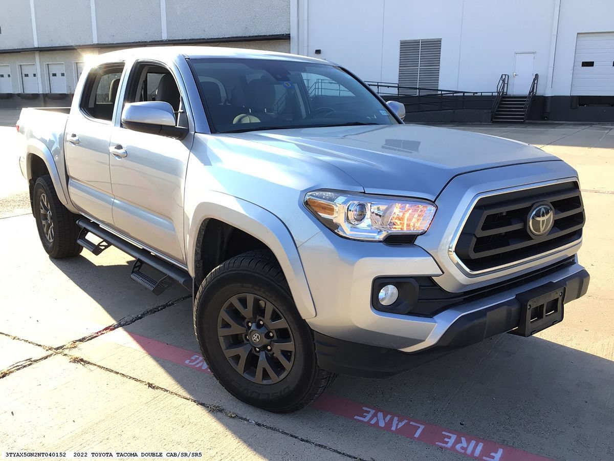 Used 2022 Toyota Tacoma SR5 w/ SR5 Appearance Package (SM) RWD image 3