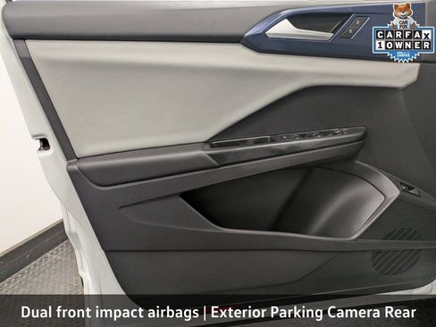 Used 2022 Volkswagen Taos SE AWD/4WD image 10