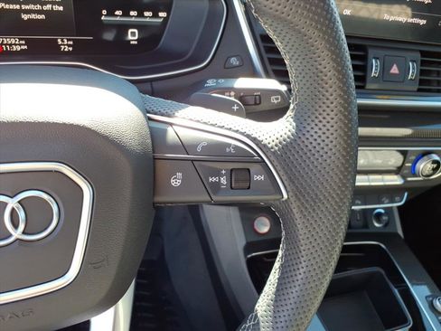 Used 2021 Audi SQ5 Prestige w/ Prestige Package image 17
