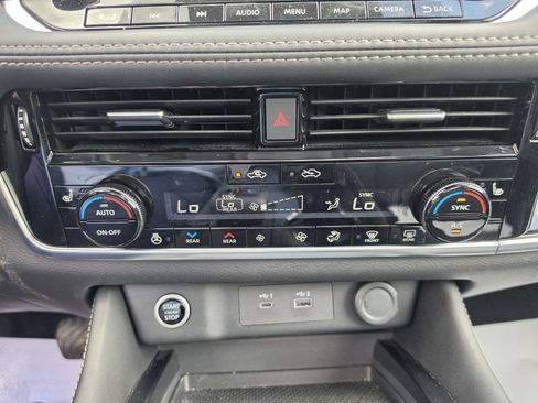 Used 2023 Nissan Rogue SL w/ SL Premium Package AWD/4WD image 30