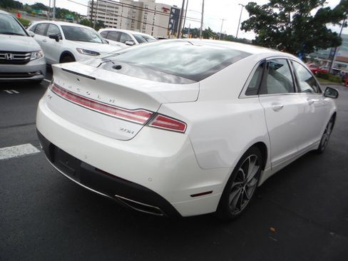Used 2019 Lincoln MKZ Reserve w/ Reserve Plus Package FWD image 9