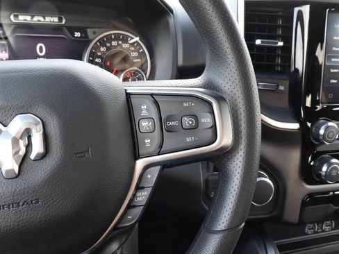 New 2026 RAM 1500 Express AWD/4WD image 31