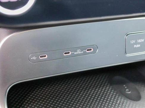 New 2026 Hyundai Ioniq 9 SE AWD/4WD image 21