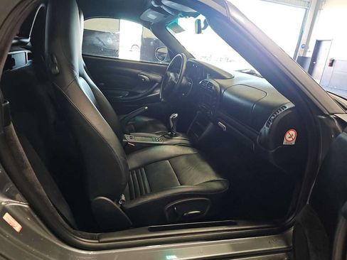 Used 2003 Porsche Boxster RWD image 8