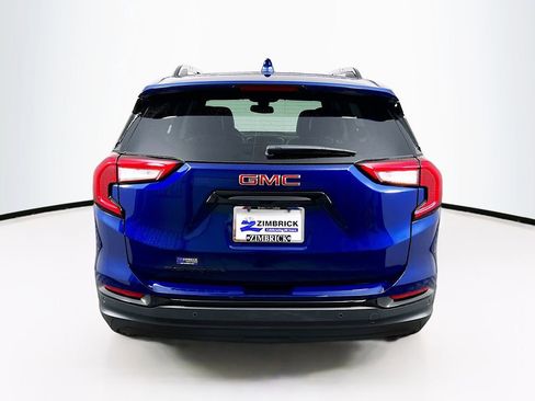 Used 2022 GMC Terrain SLT w/ Infotainment Package II image 6