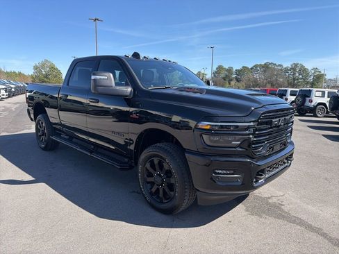 Used 2025 RAM 2500 Laramie w/ Night Edition image 8