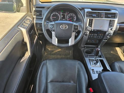 Used 2022 Toyota 4Runner Limited AWD/4WD image 21