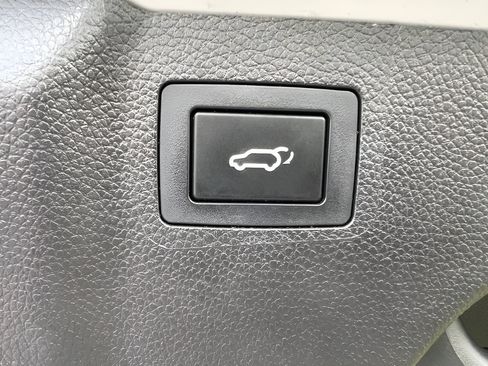 Used 2014 Hyundai Santa Fe GLS FWD image 11