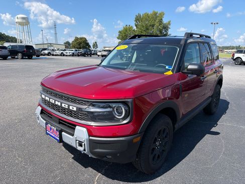 Certified 2025 Ford Bronco Sport Badlands AWD/4WD image 7