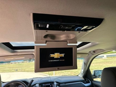 Used 2017 Chevrolet Tahoe Premier AWD/4WD image 19