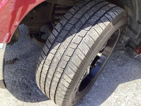 Used 2019 RAM 1500 Limited AWD/4WD image 17