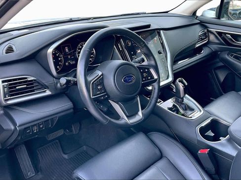 Used 2021 Subaru Outback Limited image 30