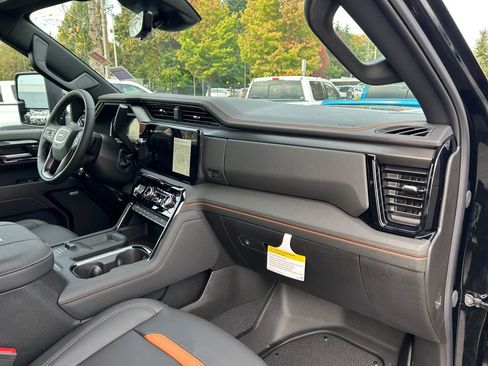 New 2025 GMC Sierra 2500 AT4 w/ AT4 Premium Plus Package image 26