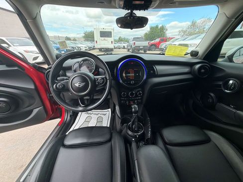 Used 2015 MINI Cooper 4-Door Hardtop FWD image 11