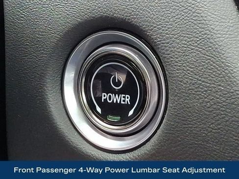 Used 2024 Cadillac Lyriq Luxury AWD/4WD image 38