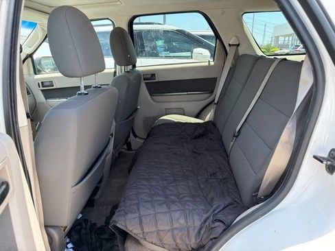 Used 2010 Ford Escape XLT FWD image 8