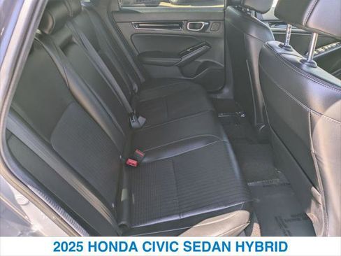 Certified 2025 Honda Civic Sport image 24
