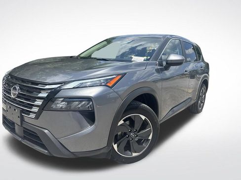 Used 2024 Nissan Rogue SV AWD/4WD image 5