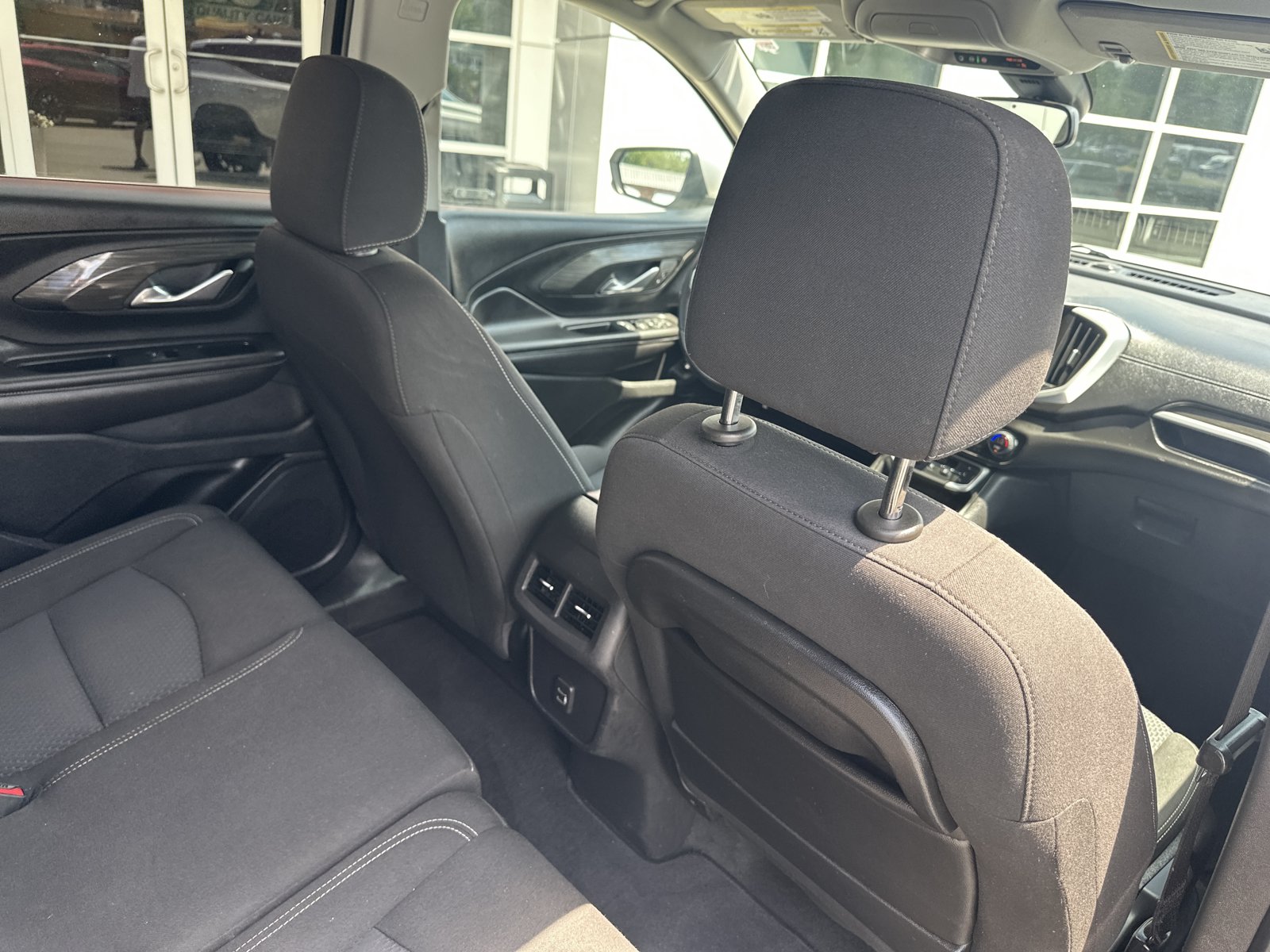 Used 2022 GMC Terrain SLE w/ Driver Convenience Package AWD/4WD image 26