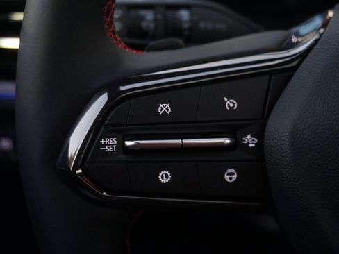 New 2026 Chevrolet Traverse RS w/ LPO, Floor Liner Package image 20