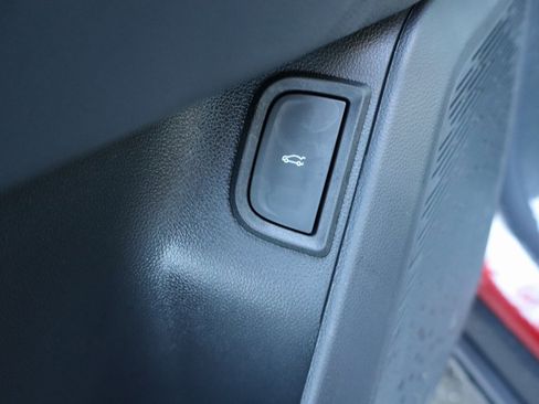 New 2026 Chevrolet Equinox LT w/ Convenience Package II image 18