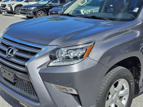 Used 2017 Lexus GX 460 w/ Navigation Package AWD/4WD image 6