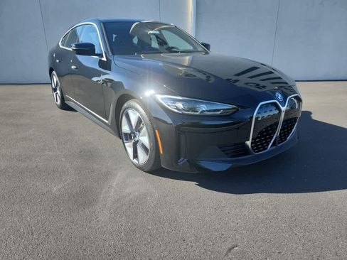 Used 2023 BMW i4 eDrive40 w/ Premium Package RWD image 2