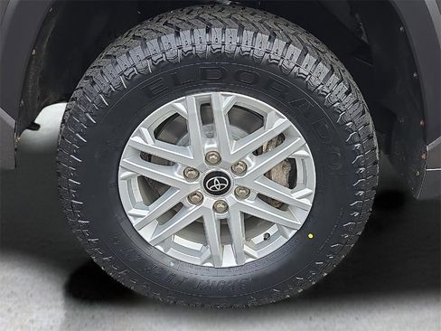 Used 2022 Toyota Tundra SR5 image 8