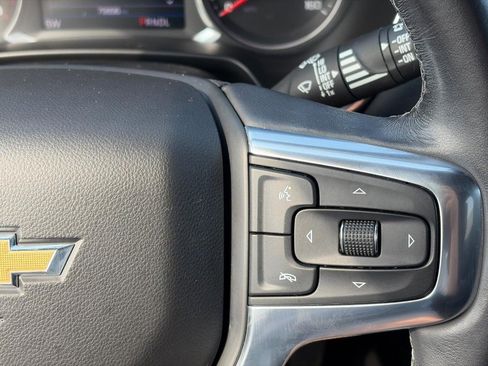 Used 2019 Chevrolet Blazer LT FWD image 24