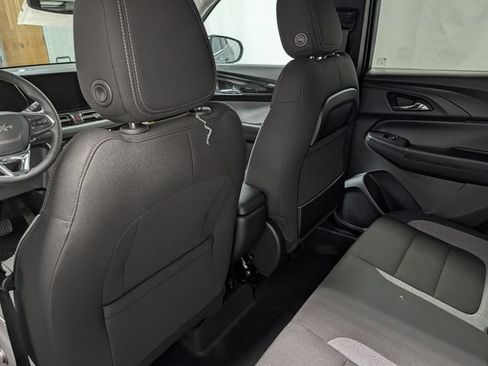 New 2026 Chevrolet TrailBlazer LT w/ Convenience Package FWD image 12