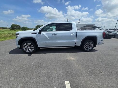 New 2026 GMC Sierra 1500 Denali AWD/4WD image 8