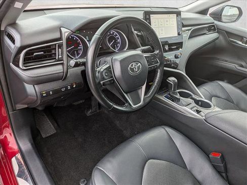 Certified 2022 Toyota Camry XLE image 10
