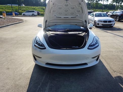 Used 2020 Tesla Model 3 Standard Range Plus RWD image 19