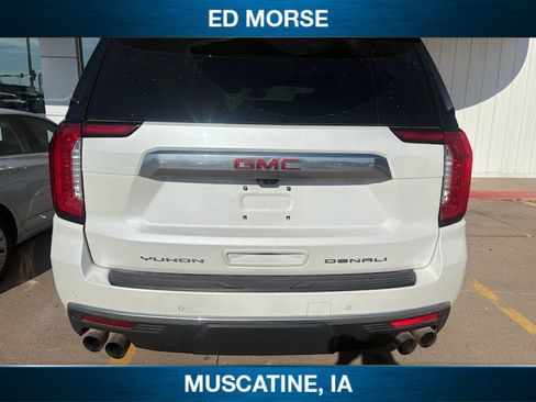 Used 2021 GMC Yukon Denali w/ Denali Premium Package AWD/4WD image 5