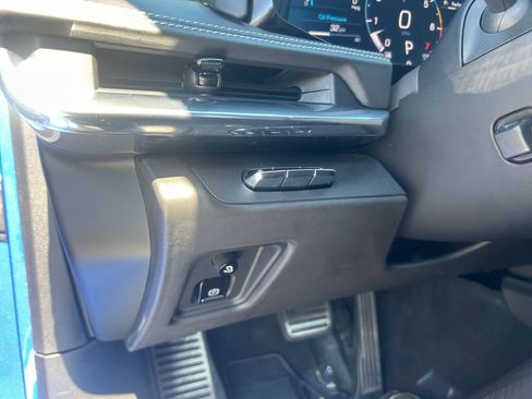 Used 2020 Chevrolet Corvette Stingray Premium Cpe w/ 3LT Preferred Equipment Group RWD image 21