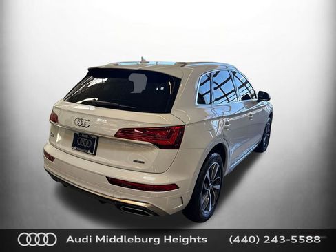 Used 2023 Audi Q5 2.0T Premium Plus w/ Premium Plus Package image 9