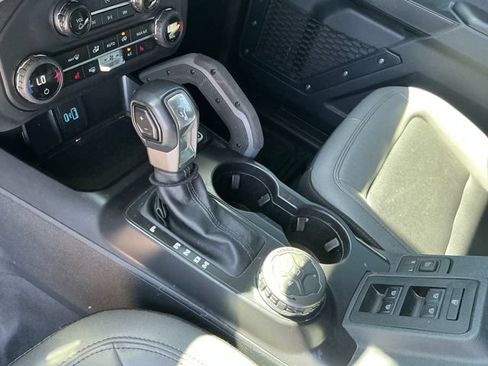 Used 2024 Ford Bronco Big Bend AWD/4WD image 24