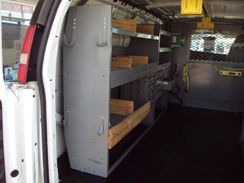 Used 2013 Chevrolet Express 1500 AWD w/ Power Package image 9