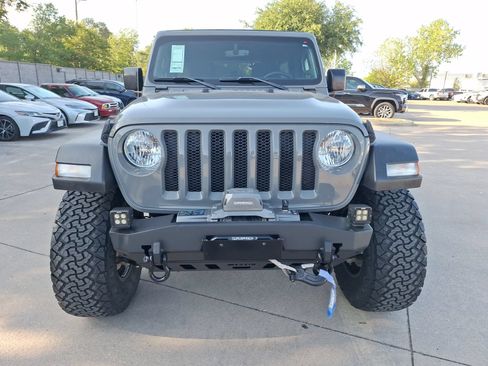 Used 2021 Jeep Wrangler Unlimited Sport w/ Sun And Sound Package AWD/4WD image 9