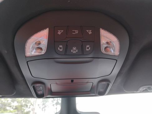 New 2026 Chrysler Pacifica Pinnacle w/ Trailer Tow Group AWD/4WD image 45