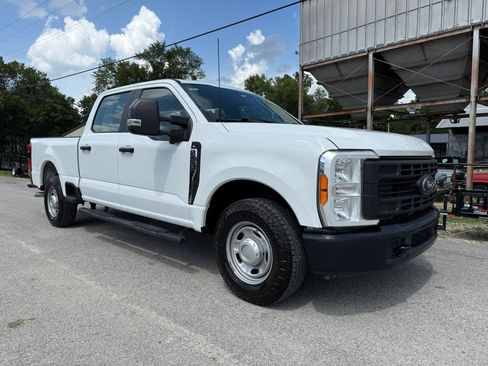Used 2023 Ford F250 XL w/ 360-Degree Camera Package RWD image 8